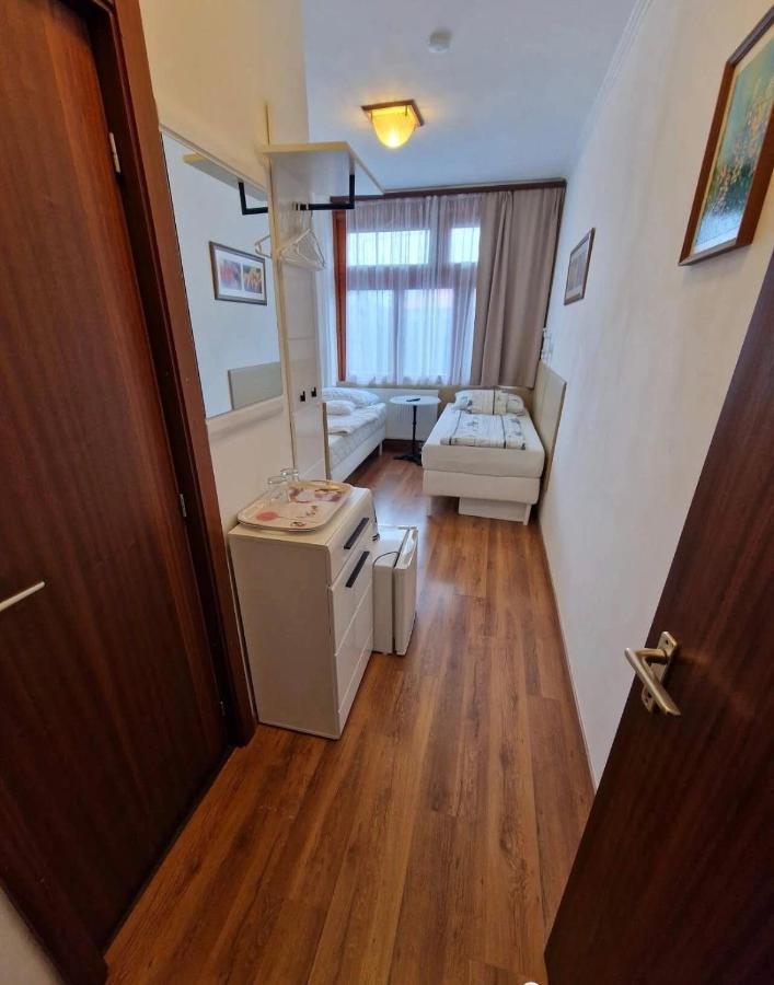 Hotel Tang House 唐舍 Budapeszt Zewnętrze zdjęcie