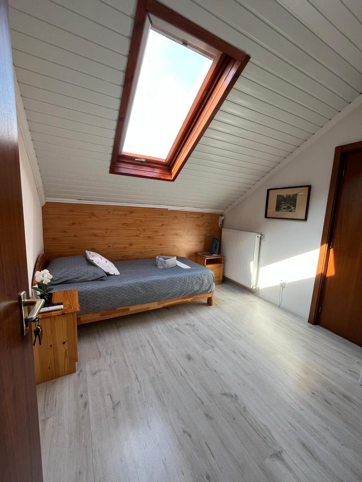 Hotel Tang House 唐舍 Budapeszt Zewnętrze zdjęcie
